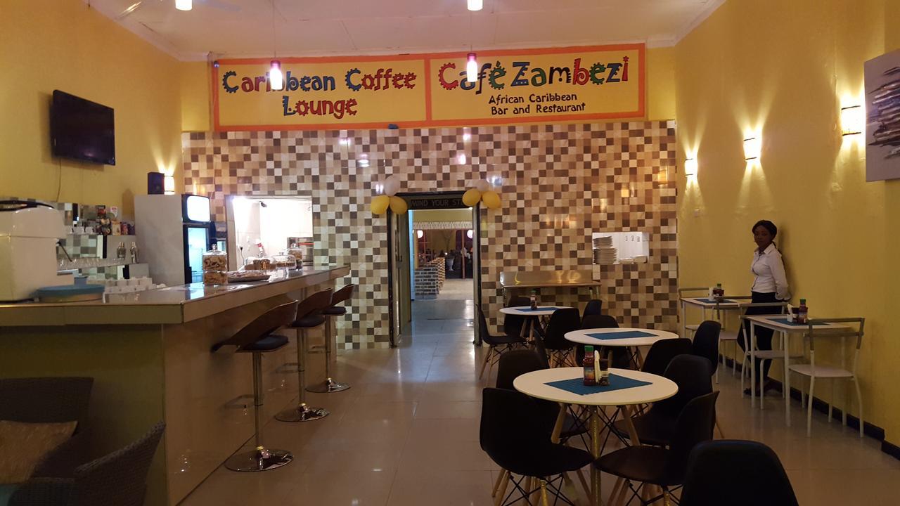 Cafe Zambezi House Of Africa Hostel Livingstone Exterior photo